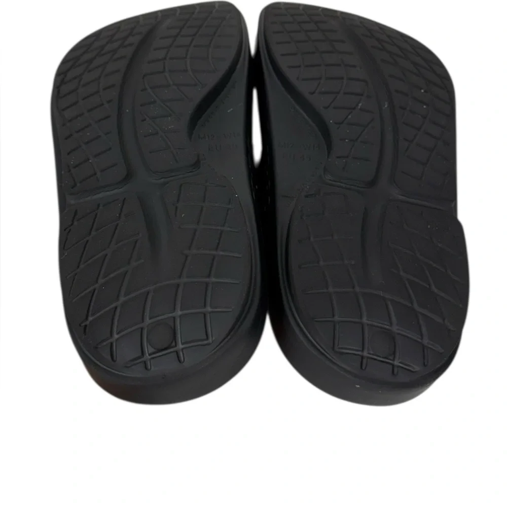 OOFOS Sport Slide Sandals Mens US 12 Gray Black  Camouflage Recovery Comfort